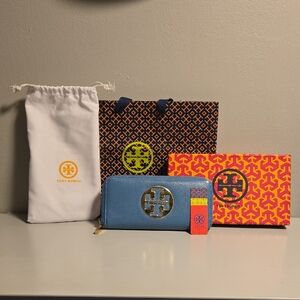 Tory Burch Pebbled Leather Wallet Blue